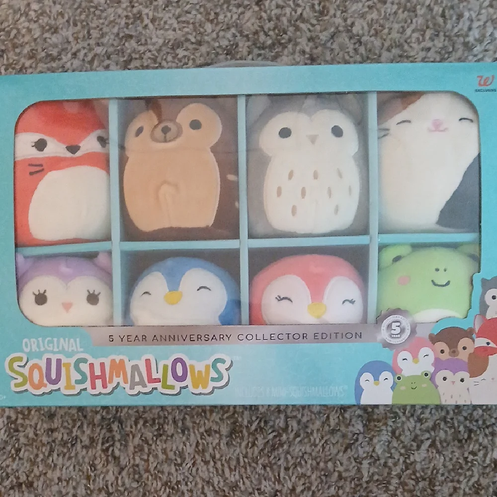 Squishmallows 5th Anniversary Collector Set